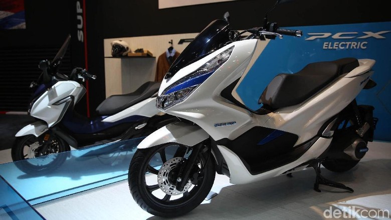 Honda PCX Electric Foto: Agung Pambudhy Honda PCX Electric Foto: Agung Pambudhy