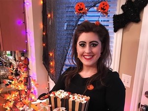 Wanita Ini Habiskan Rp 300 Juta Demi Beli Aksesori untuk Halloween
