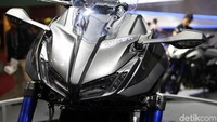 Di Inggris, Yamaha membanderol Niken seharga 13.499 poundsterling. Kalau dirupiahkan berarti sekitar Rp 261,7 juta.