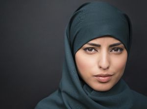 Video Pelajar-Ortu di Azerbaijan Protes Larangan Hijab di Sekolah, 37 Orang Ditangkap