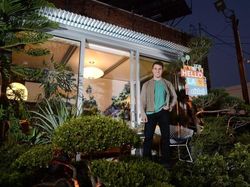 Sosok Pendiri Airbnb yang Ancam Bisnis Hotel, Duitnya Rp 55 T