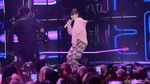 Aksi Enerjik Charli XCX