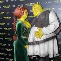 Kamu harus merasa luar biasa dengan kostummu. Kamu akan bercermin dan seperti, Ya, itu bagus sekali. Akhirnya kamu akan menyukai dirimu, benar? ujarnya dikutip dari USA Today. Foto: Getty Images