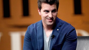 3. Brian Chesky (39): Brian Chesky mendirikan website penginapan online Airbnb yang kini menjelma jadi perusahaan raksasa. Berstatus juga sebagai CEO Airbnb, kekayaannya diperkirakan sebesar USD 11 miliar. Foto: Getty Images