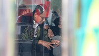 KPK memanggil Sekretaris Kementerian BUMN, Imam Apriyanto Putro terkait kasus dugaan korupsi pembayaran komisi fiktif asuransi minyak dan gas BP Migas-KKKS.