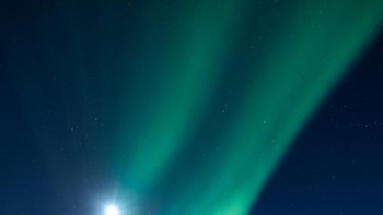 Karya finalis kategori Aurorae - Caesar Blanco. Takahashi FSQ 106 ED telescope at 106 mm f/5, LRGB Baader filters, Orion Atlas EQ-G mount, QSI 583ws camera, 530 mm f/5, 36.5-hours exposure. Foto: Royal Museums Greenwich