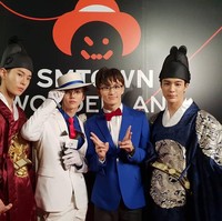 Anggota NCT lainnya juga tak kalah heboh. Jeno berdandan sebagai karakter Park Bo Gum di serial Love in The Moonlight, Jaemin sebagai Kaito Kid, Mark sebagai Detektif Conan, dan Doyoung sebagai karakter Kim Soo Hyun di serial Moon Embracing the Sun. Foto: Instagram @smtown