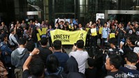 Menurut WP KPK, ada upaya penyerangan terhadap penggiat keadilan di Indonesia.