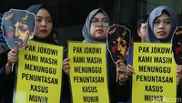 Wadah Pegawai (WP) KPK mengaitkan kasus tewasnya aktivis HAM, Munir Said Thalib, pada 2004 lalu dengan peringatan 500 hari teror terhadap Novel Baswedan. 