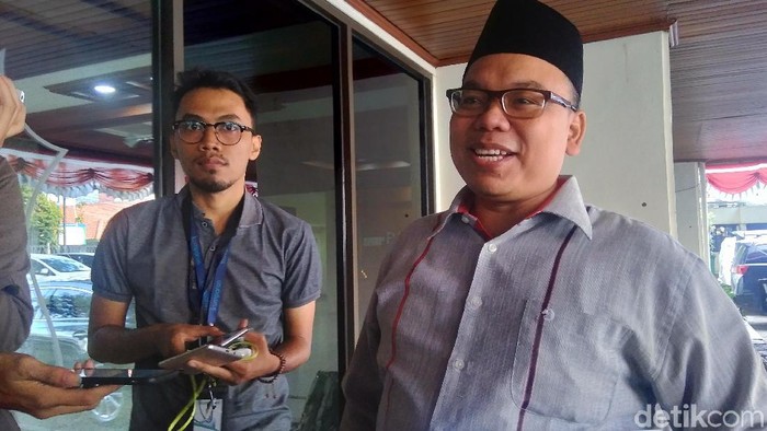 Pegiat media sosial Mustofa Nahrawardaya  (Bil-detik)