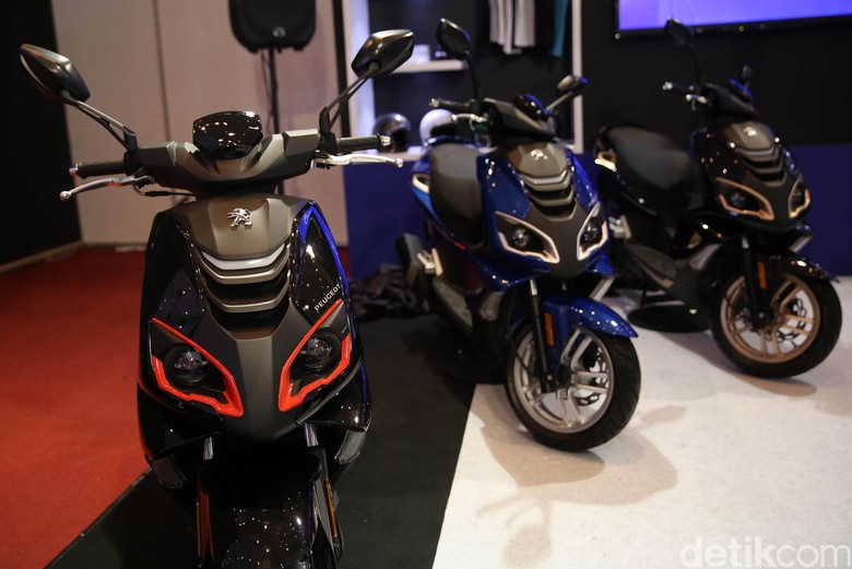 Skuter baru Peugeot untuk Indonesia. Foto: Agung Pambudhy Skuter baru Peugeot untuk Indonesia. Foto: Agung Pambudhy