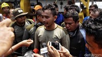 Hendra mengungkapkan kontur dasar laut di area pencairan masuk kategori menyulitkan karena adanya lumpur di berbagai titik.