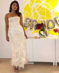 Ini Makna Kue di Pesta Bridal Shower Priyanka Chopra dan Nick Jonas