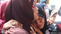 Jannatun melanjutkan studynya di ITS mengambil jurusan teknik kimia. Setelah menyelesaikan kuliah, Jannatun sempat bekerja di Bank Mandiri Jakarta dan 1 tahun kemudian bekerja sebagai staf Kementerian ESDM di Jakarta.