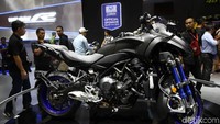 Yamaha Niken sebenarnya sudah dipamerkan di Tokyo Motor Show 2017 lalu. Namun, Yamaha baru kali ini membawanya ke Indonesia.