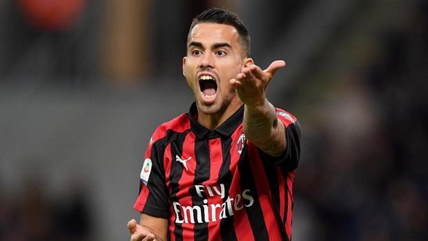 Tumbangkan Frosinone 2-0, Milan Berpeluang ke Liga Champions