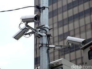 Suka Terobos Jalur TransJakarta? Bakal Diintai CCTV dan Ditilang!