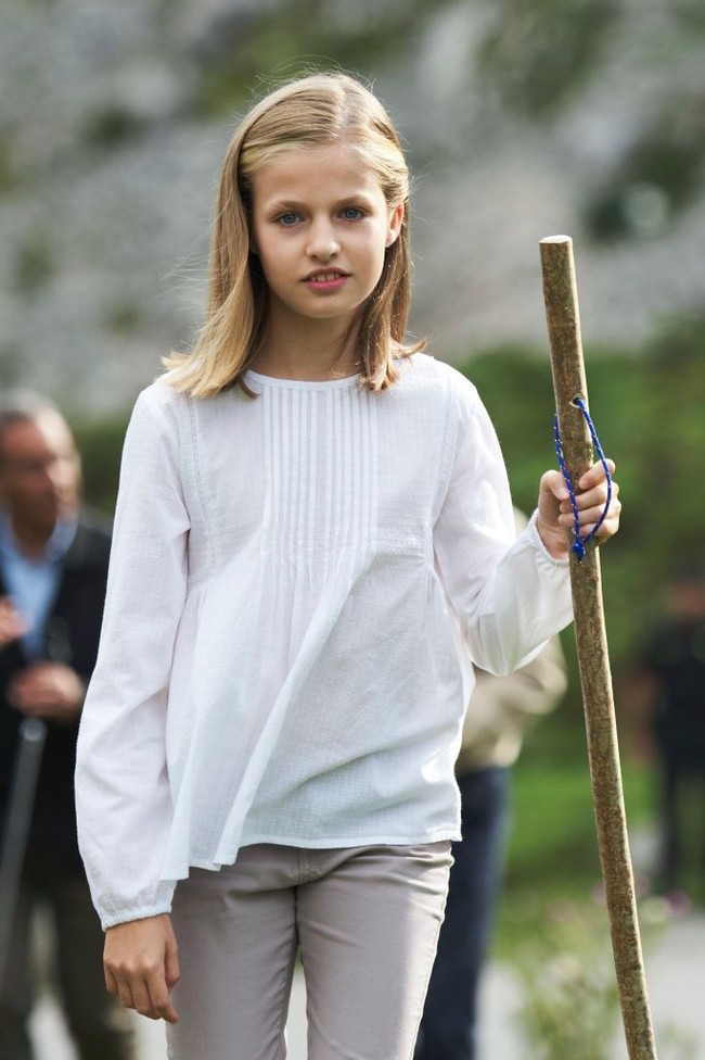 Putri Leonor yang lahir pada 31 Oktober 2005 adalah putri sulung dari Raja Spanyol Felipe. Jika nanti diangkat, remaja 14 tahun ini akan jadi Ratu Spanyol pertama sejak 1868. Foto: Getty Images