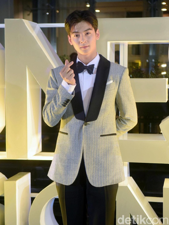 Cha Eun Woo saat ditemui di kawasan Kebon Jeruk.