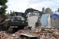 Total ada 74.092 unit rumah yang rusak akibat gempa
