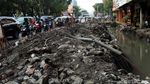 Proyek Galian Saluran Got di Mangga Besar Bikin Macet
