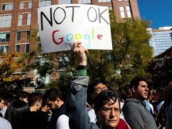 Penampakan Ribuan Karyawan Google Demo Besar-besaran