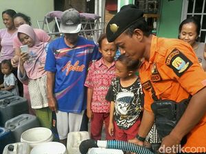 Krisis Air Bersih Melanda 15 Kecamatan di Cirebon