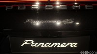 Mesin yang digendong mobil ini mampu memuntahkan tenaga 324 kW/ 440 hp. Canggih bukan?