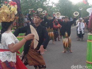 Wisata Lombok Bangkit, Hadirkan Kirab Pemuda Nusantara 2018