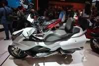 honda pcx touring