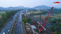 Nantinya akan ada 26 batching plant dan 4 casting yard di sepanjang lokasi proyek. Istimewa/KCIC.