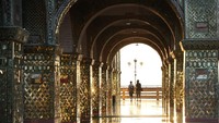 Terakhir, ada Pagoda Su Taung Pyai yang amat terkenal di Mandalay. Pagoda ini cantik sekali buat foto-foto. (dok. Hilton Mandalay)