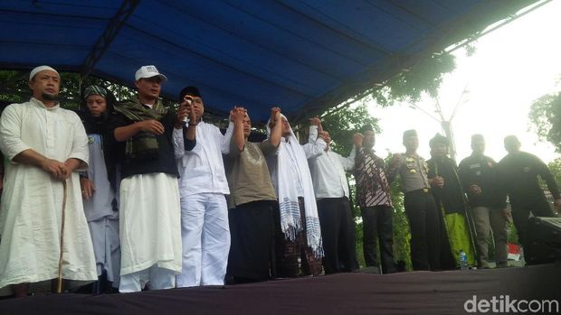 Aksi Bela Tauhid di Garut Ditutup dengan Isak Tangis