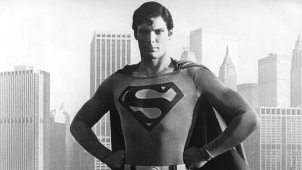 24-year-old American film actor Christopher Reeve stands before the Manhattan skyline dressed as the comic-book hero of the film 'Superman'. (Photo by Keystone/Getty Images)