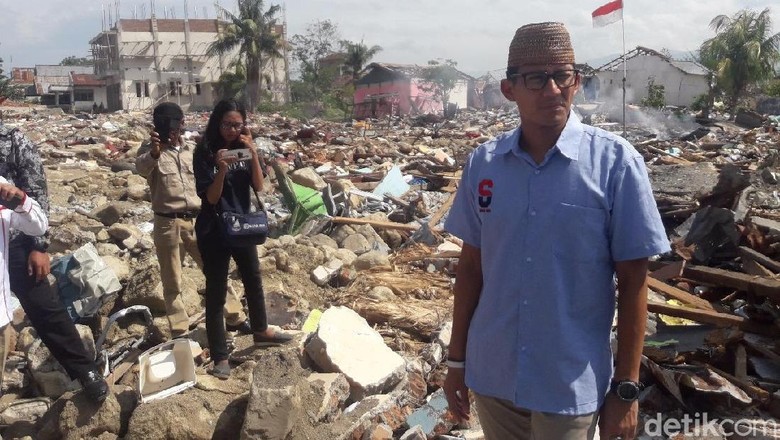 Sandi di Balaroa Palu: Bencana Ini Menyatukan Kita Sandi di Balaroa Palu: Bencana Ini Menyatukan Kita