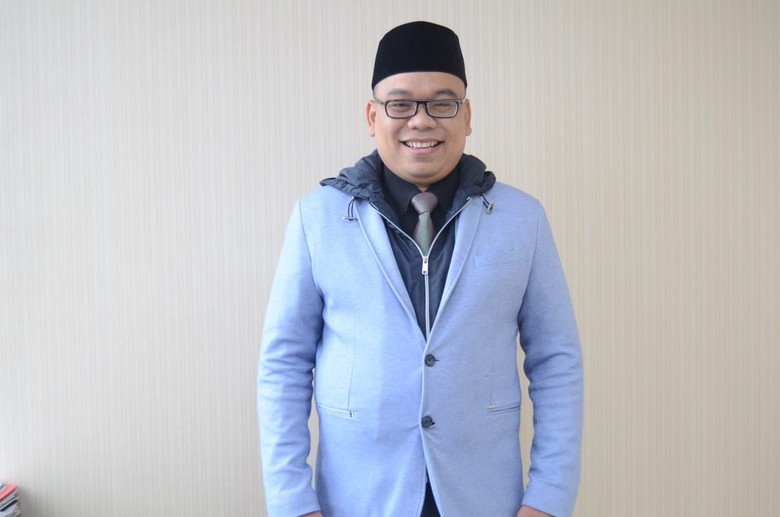 Pengacara Bakal Ajukan Penangguhan Penahanan Mustofa Nahrawardaya Pengacara Bakal Ajukan Penangguhan Penahanan Mustofa Nahrawardaya