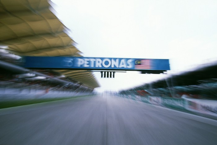 17 Mar 2002:  Drivers view of the start of the Formula One Malaysian Grand Prix at the Sepang Circuit in Kuala Lumpur in Malaysia.  Mandatory Credit:  Mark Thompson/Getty Images