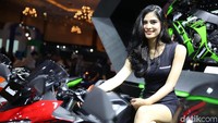 Beragam motor mulai dari segmen Big Bike, Sport, Klasik, dan Touring siap menyapa pengunjung IMOS 2018 di Jakarta Convention Center 2018.