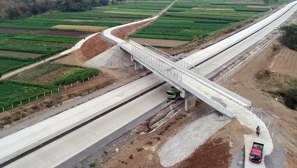 Keren, Penampakan Tol Salatiga-Kartasura dari Udara