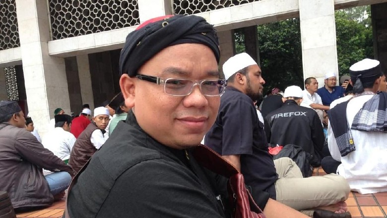 Polri Benarkan Tangkap Mustofa Nahra Terkait Hoax Kerusuhan 22 Mei Polri Benarkan Tangkap Mustofa Nahra Terkait Hoax Kerusuhan 22 Mei