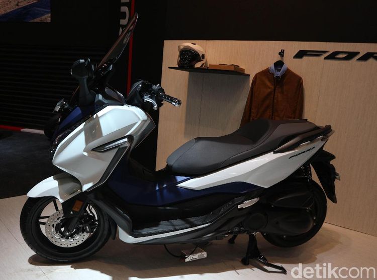 Honda Forza, Pesaing XMAX yang Dijual Rp 76,5 Juta