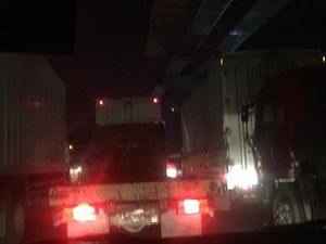 Sudah 8 Jam dari Bandung, Albert Masih Kena Macet di Tol Cikampek