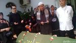 Kesedihan sang Istri Jelang Pemakaman George Mustafa Taka