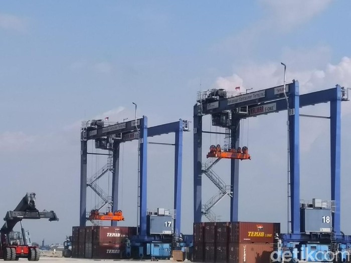 Makassar New Port tahap 1 A resmi beroperasi