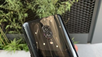 Komposisinya 24 MP dan 16 MP. Foto: Sina Mobile