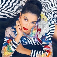 Wanita yang kini berusia 33 tahun itu terungkap skandal sebelum menjadi Miss USA 2010. Di 2007 ternyata pernah mengikuti kontes menari pole dancing dengan busana super seksi di sebuah klub striptis pada 2007. Foto: Instagram (@rimafakih)