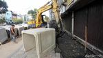 Proyek Galian Saluran Got di Mangga Besar Bikin Macet