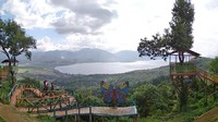 Spot-spot untuk selfie pun bergaya kekinian. Ada yang berbentuk rumah pohon, kapal, tanda love, papan bertulisan I miss you dan papan berbentuk pintu dan bulan. (dok Uda Uni Duta Wisata Kab Solok)