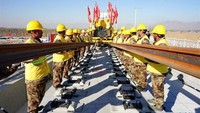 China terkenal akan rajanya Kereta Cepat. Negara ini berhasil mengoperasikan ribuan km jalur kereta cepat dalam waktu 10 tahun. Istimewa/Xinhuanet.
