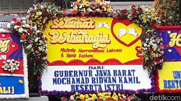 Ada Karangan Bunga dari Ridwan Kamil, Ini Suasana Jelang Nikah Melody